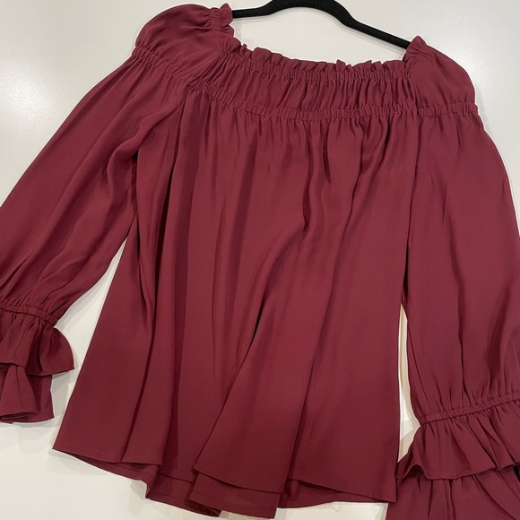 Cece Burgundy Statement Sleeve Blouse - Picture 3 of 7